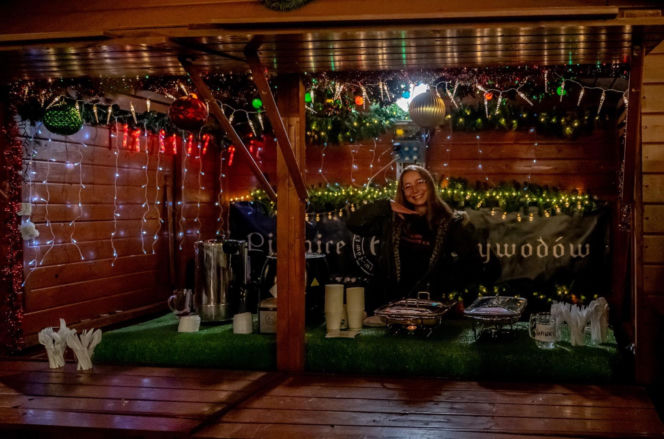 Ruszył świąteczny Jarmark w Bytomiu. Kultowy tramwaj i kaszanka wikinga