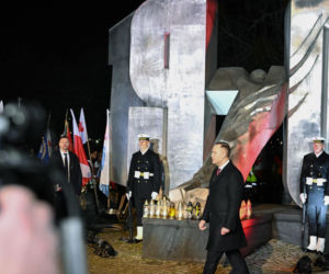 Prezydent Nawrocki w Gdyni: zdrajcy i komuniści strzelali do ludzi