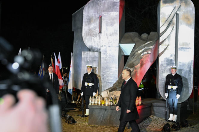 Prezydent Nawrocki w Gdyni: zdrajcy i komuniści strzelali do ludzi