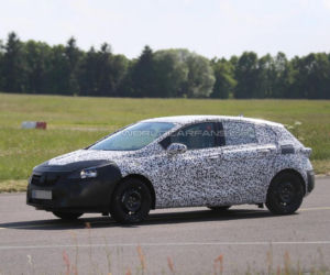 Opel Astra 2015 - zdjęcia szpiegowskie