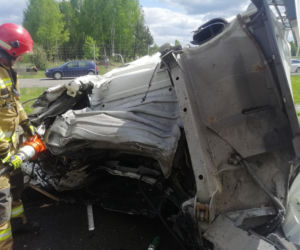 Wypadek na S8 pod Wyszkowem! Potężne zderzenie ciężarówek, busa i osobówki! Na miejscu śmigłowiec (ZDJĘCIA]