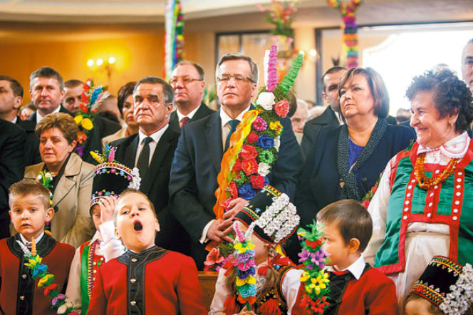 Prezydent Komorowski poświęcił palmę