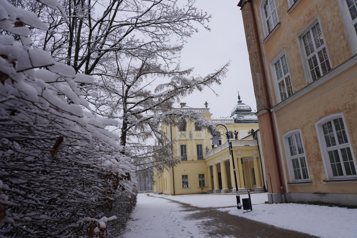 Białystok pod śniegiem. Tak prezentuje się zasypana stolica Podlasia