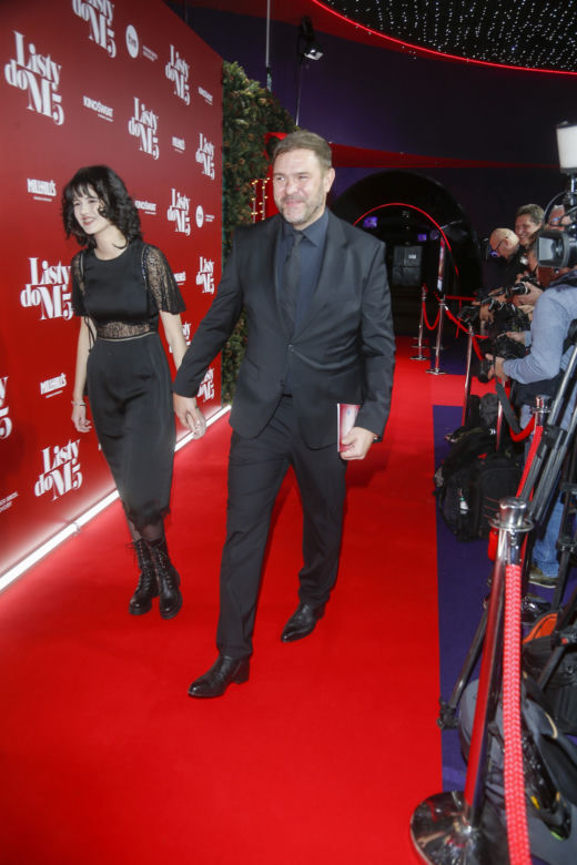 Tomasz Karolak zabrał córkę na premierę "Listów do M. 5"