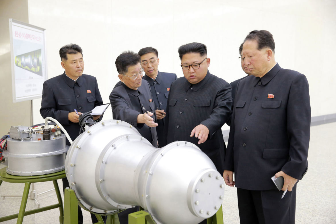 KIM HANDLUJE NARKOTYKAMI, BY MIEĆ NA BOMBĘ.