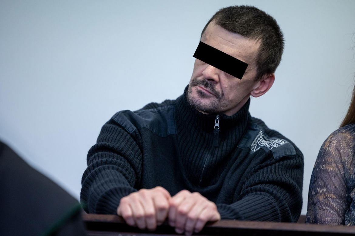 Udusił żonę i córeczki