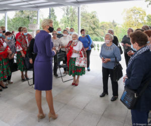 Agata Duda odsłoniła nogi