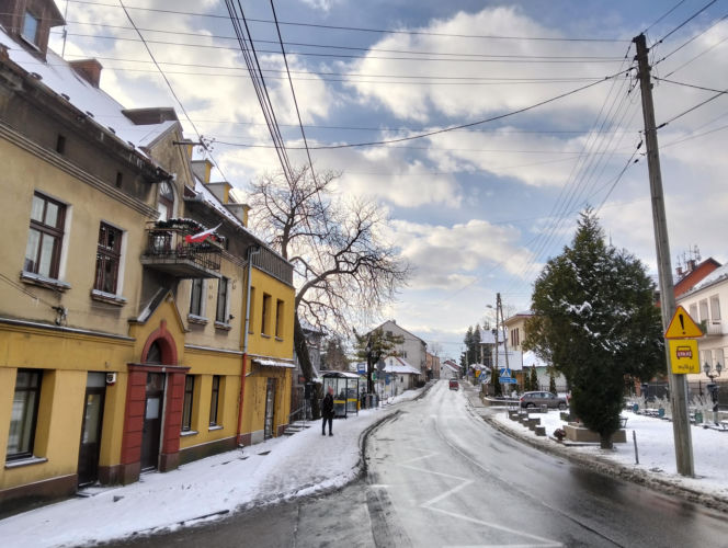 To jedno z najpiękniejszych miast w województwie małopolskim. Kiedyś było wsią, której mieszkańcy służyli księżom z Krakowa