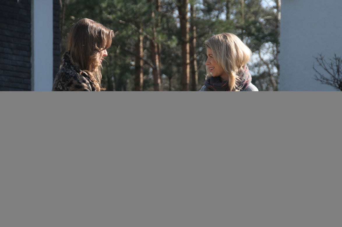 Pierwsza miłość. Beata (Katarzyna Ankudowicz), Róża (Lena Frankiewicz)