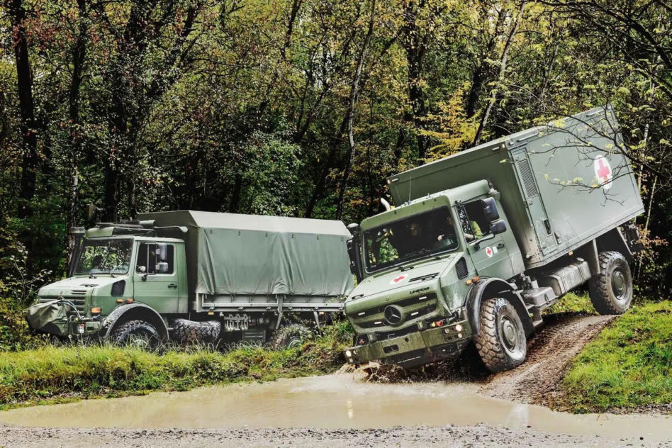 Od luksusowych aut do sprzętu wojskowego? Mercedes-Benz rozważa wejście w przemysł zbrojeniowy