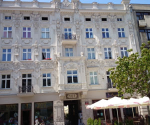 W Łodzi powstają szlaki turystyczne śladami detali architektonicznych