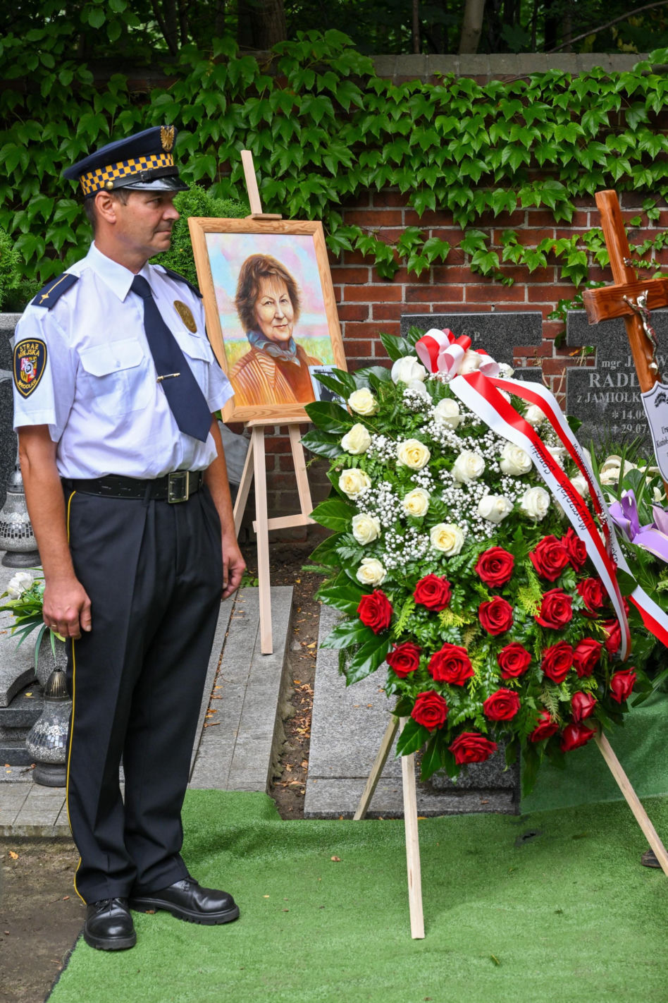W dniu pogrzebu Joanny Kołaczkowskiej pochowano także wielką polską poetkę 