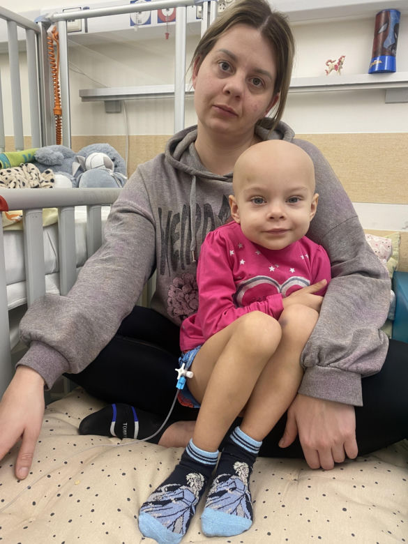Trzyletnią Hanię zabija potworna choroba. Mała wojowniczka walczy dalej! 