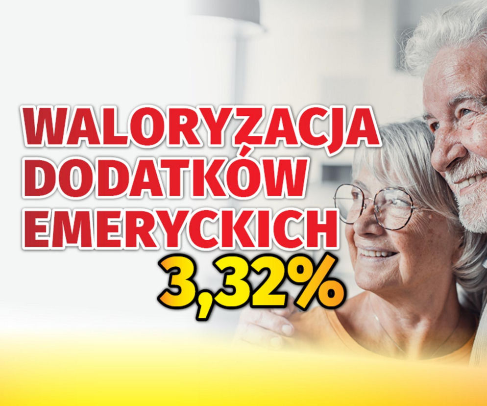 Uśmiechnięta starsza para na tle czerwonego napisu WALORYZACJA DODATKÓW EMERYCKICH 3,32%, symbolizująca wzrost świadczeń. O waloryzacji emerytur i dodatków w 2026 roku przeczytasz więcej na Super Biznes.