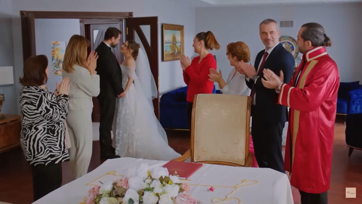 Tak będzie wyglądał ślub Kuzeya i Sili z serialu "Miłość i nadzieja"