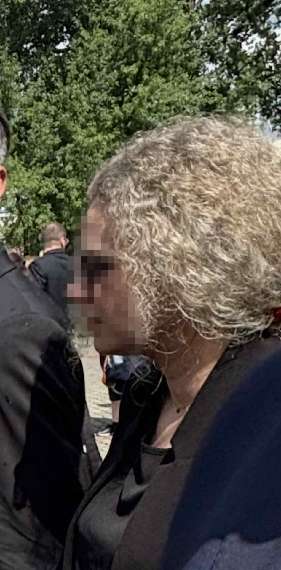 Michał Czernecki z nową partnerką na pogrzebie Joanny Kołaczkowskiej