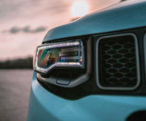 Jeep Grand Cherokee Trackhawk w barwach Gulf