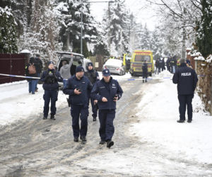 Zwłoki małżeństwa na Targówku. Świadkowie o szturmie antyterrorystów: W życiu czegoś takiego nie widziałem