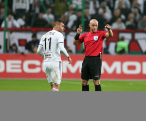 SZYMON MARCINIAK.