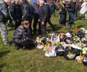 Święconka w kasku 2022 w Toruniu