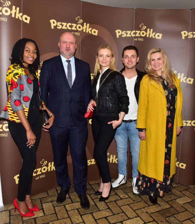 Gwiazdy wspierają kampanię ratującą pszczoły!