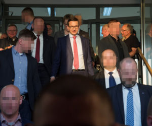 Grube miliony na ochronę władzy