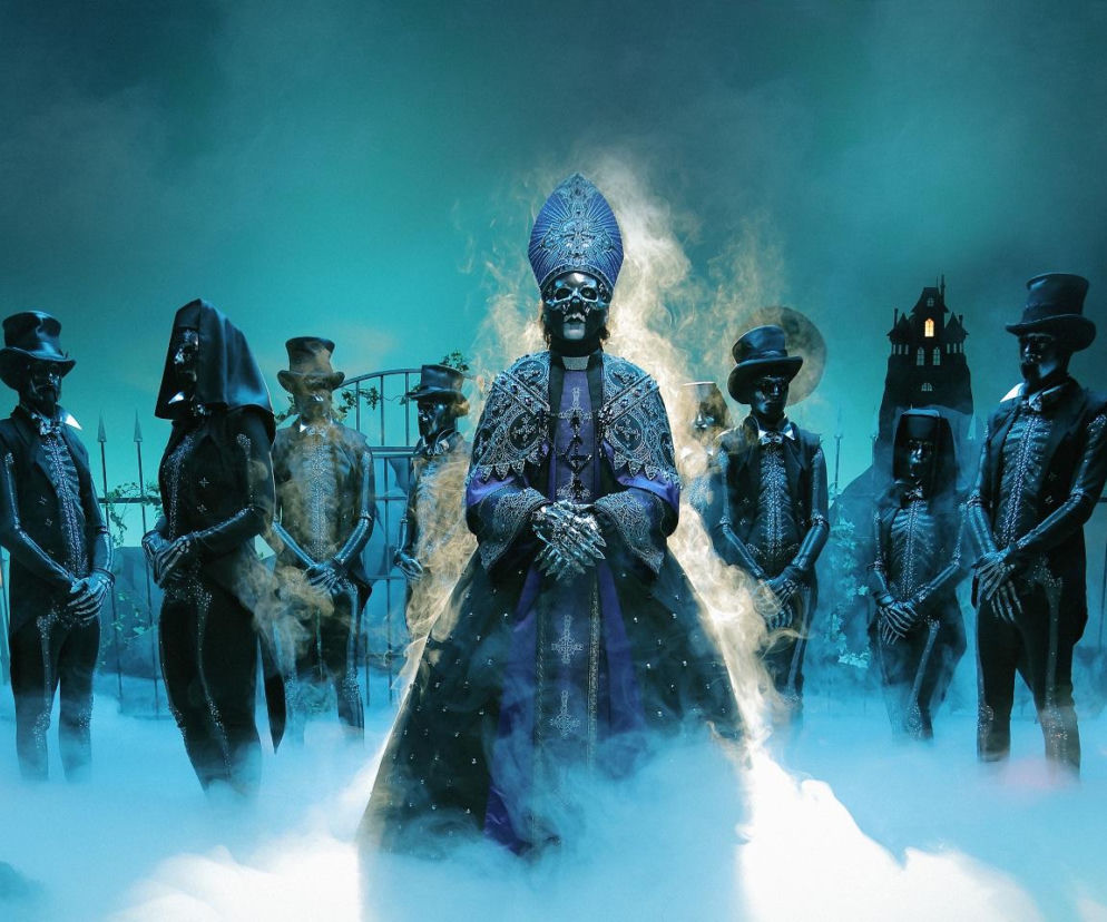 Zespół Ghost w mrocznej scenerii. O nowym filmie koncertowym 2 Big to Rig przeczytasz na EskaRock.