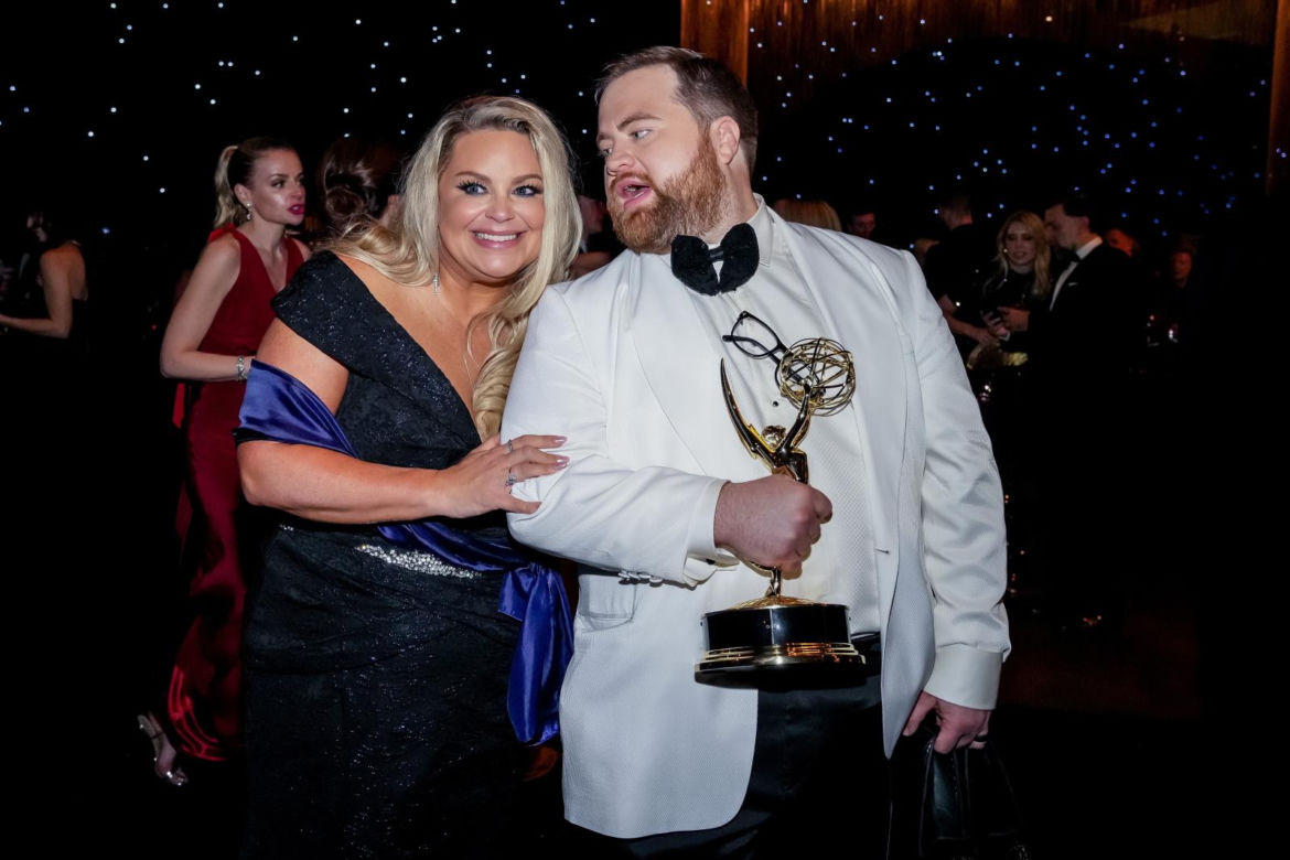 Rozdano nagrody Emmy 2023. Sukces... Sukcesji oraz The Bear. Gorący pocałunek na scenie