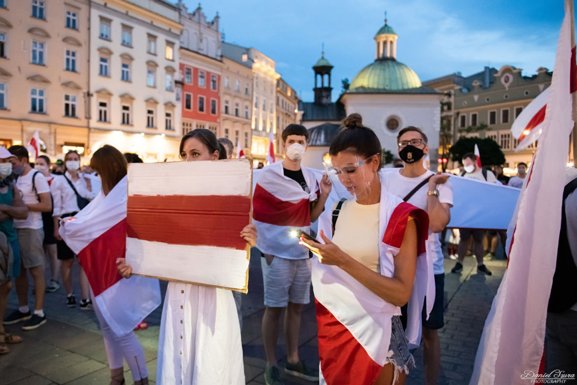 Marsz solidarności z Białorusinami w Krakowie
