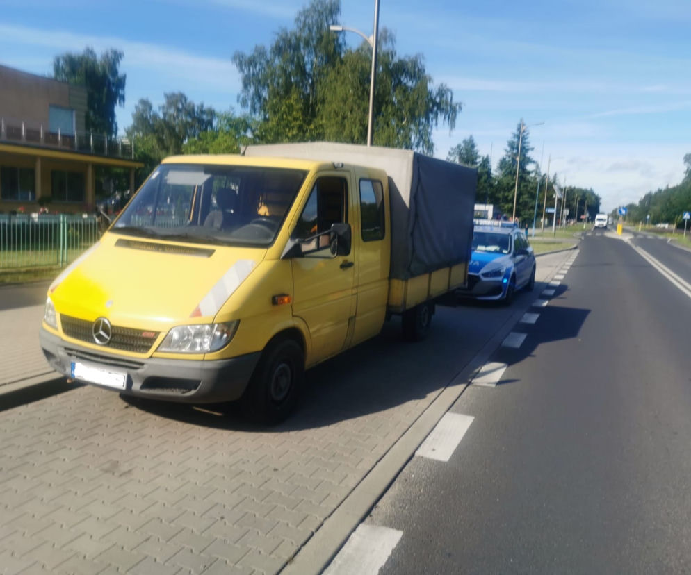 O 10 pasażerów w busie za dużo! Policjanci naliczyli w sumie 17 osób