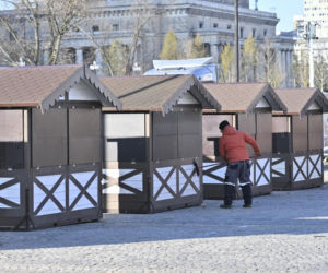 Dziwny obiekt w centrum Warszawy. Co tu powstaje? Stolica już stroi się na Boże Narodzenie!