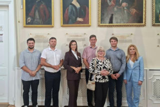 Z Kanady do wielkopolskich pałaców. Niezwykła wizyta potomków książąt Sułkowskich w Polsce