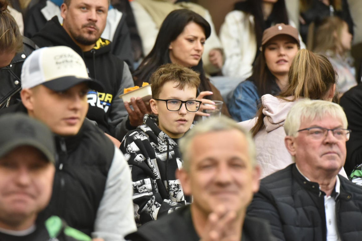 PRES Grupa Deweloperska Toruń - Fogo Unia Leszno, zdjęcia kibiców i zawodników z meczu 2. kolejki PGE Ekstraligi