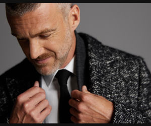 Esencja męskiej elegancji.  Klasyka i kunszt krawiecki na sezon jesień/zima 2025. 