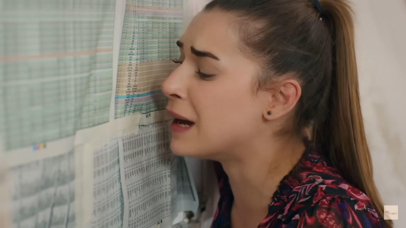 Sıla będzie próbować uciec, ale Alper ją dogoni i zrani
