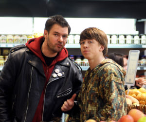 39 i pół. Darek (Tomasz Karolak), Patryk (Alan Andersz)