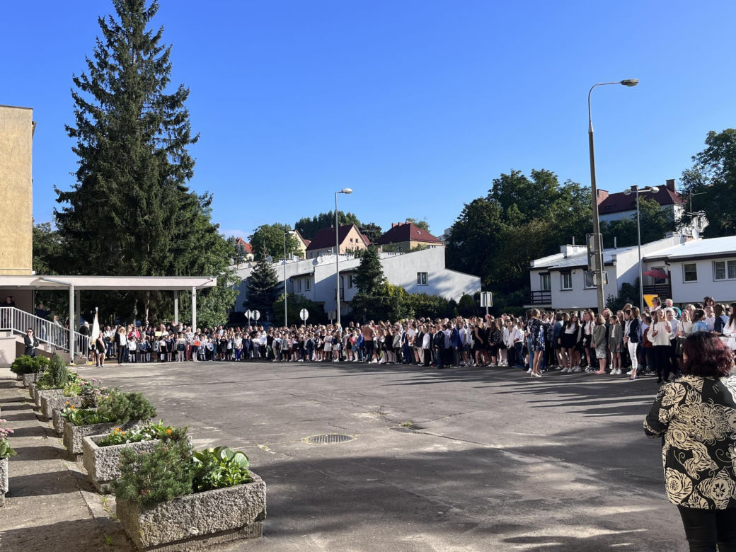 Rozpoczęcie roku w Szkole Podstawowej nr. 9 w Gorzowie