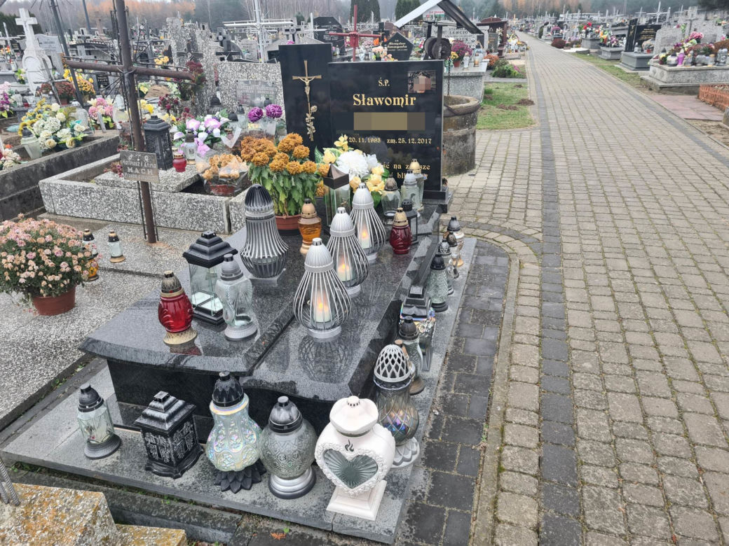 Pięć młodych osób zginęło w Boże Narodzenie. Dramat w Tryńczy [GALERIA]