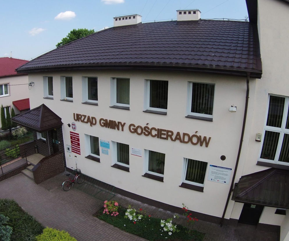 Gmina porządkuje teren po zimie. Trwa sprzątanie i odnowienie gminnej architektury