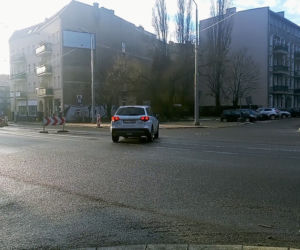 Aleja Wyzwolenia częściowo nieprzejezdna
