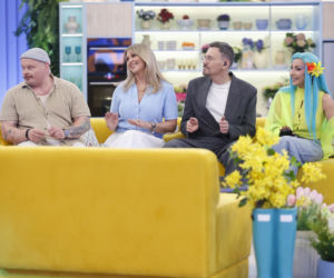 Cleo w niebieskich włosach