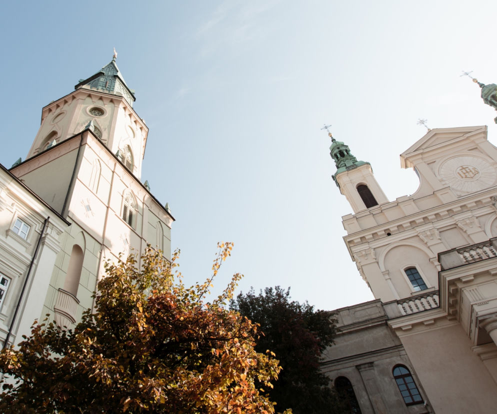 Plac Katedralny w słońcu [ZDJĘCIE DNIA]