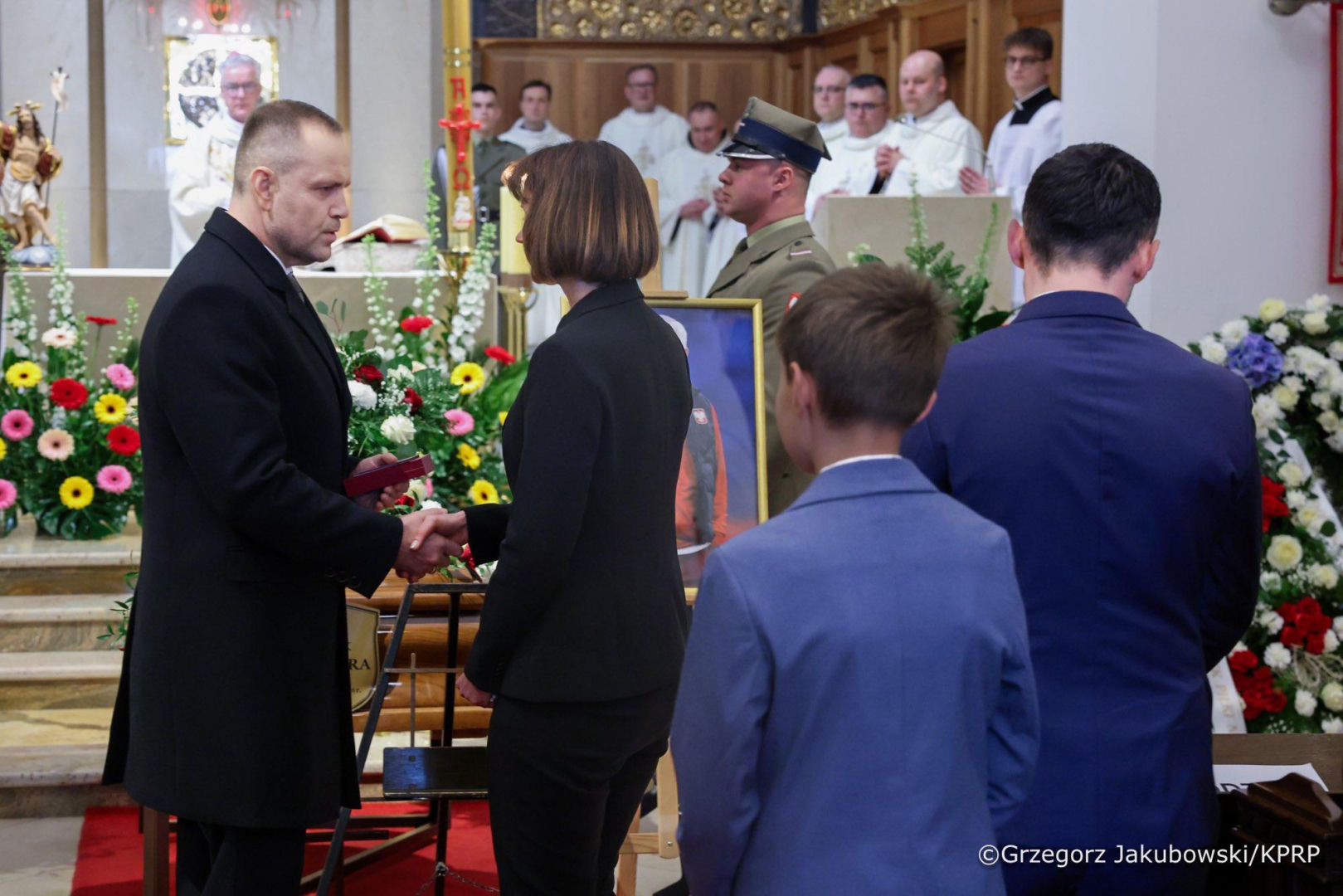 Politycy żegnają Jacka Magierę. Na pogrzebie Karol Nawrocki i minister sportu