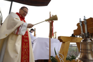 Kard. Ryś w Łagiewnikach: Świadczy miłosierdzie ten, kto daje nadzieję