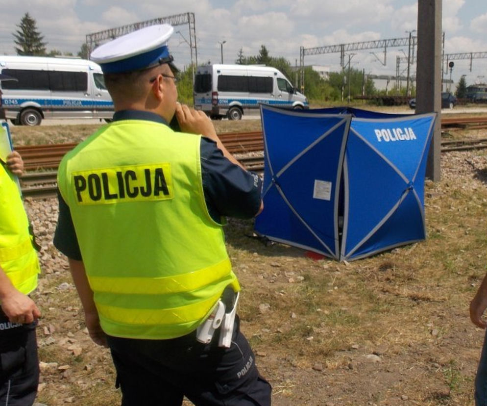 Tragedia na torach pod Lubartowem. Sparaliżowany ruch pociągów