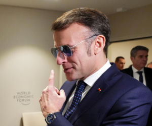 Trump wyśmiał Emmanuela Macrona. Co do diabła!