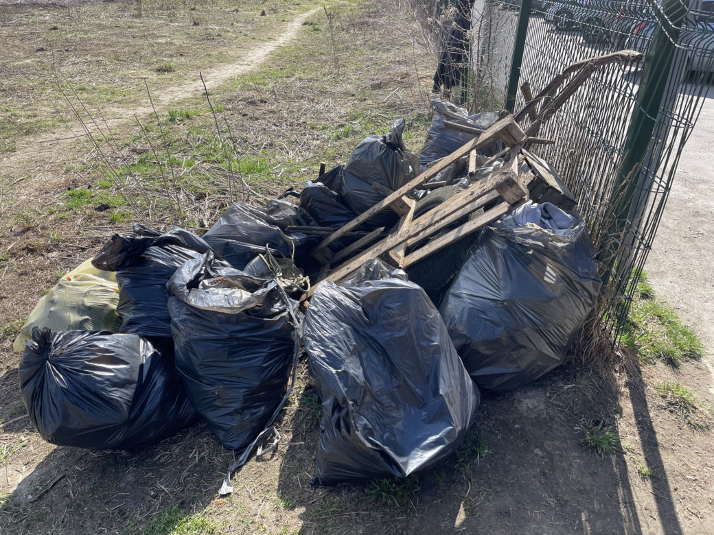 Mieszkańcy wzięli sprawy w swoje ręce i posprzątali Górkę Narodową. Pomogło im MPO