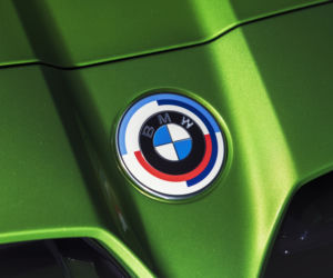 Klasyczne logo BMW z okazji 50-lecia istnienia BMW M GmbH