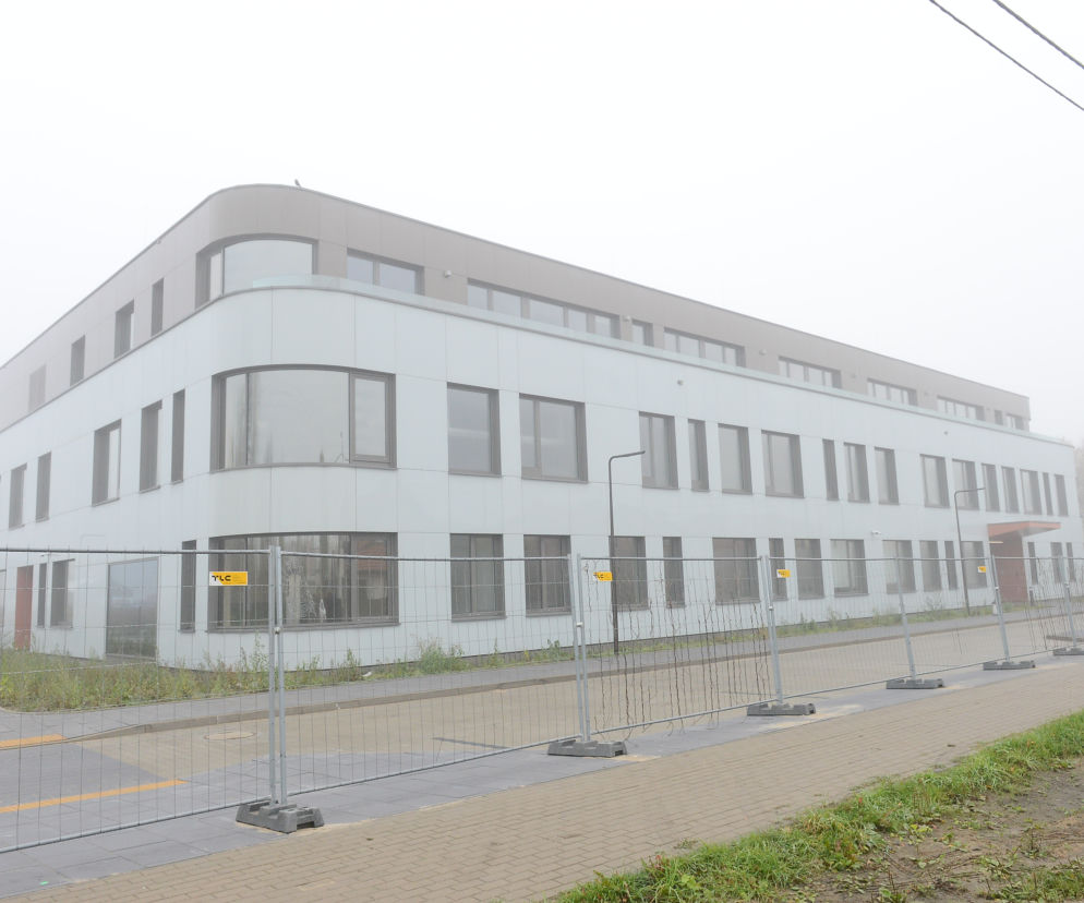 Szpital gotowy, ale pusty