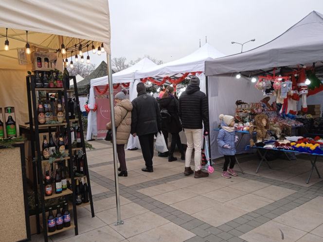 Świąteczny jarmark trwa w Siedlcach